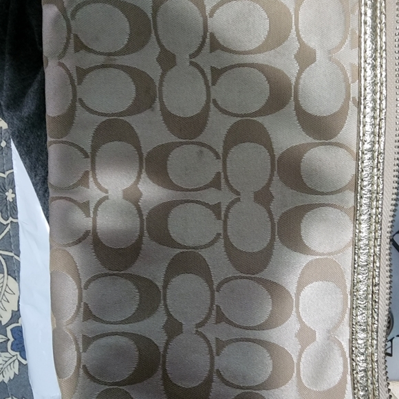 Coach Poppy  Sling Crossbody Bag - Picture 6 of 6